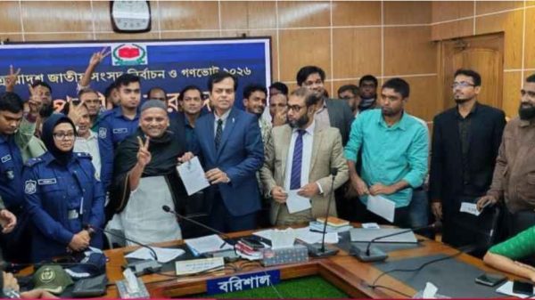 বরিশালের ছয় আসনে ৩৬ প্রার্থীর প্রতীক বরাদ্দ, শুরু হলো আনুষ্ঠানিক প্রচার