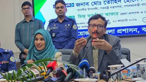 গণভোটে ‘হ্যাঁ’ ভোটের পক্ষে সরকার, তবে সংসদ নির্বাচন হবে সম্পূর্ণ নিরপেক্ষ: তৌহিদ হোসেন,
