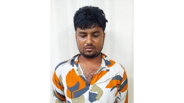 বরিশাল কাউনিয়া থানা পুলিশের অভিযানে ইয়াবাসহ আটক ১