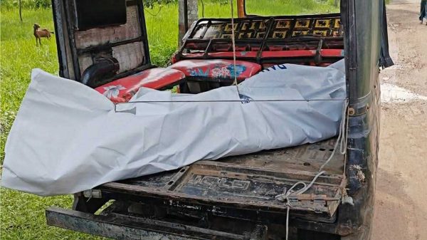 বরিশালে বাড়ি থেকে ডেকে নিয়ে যুবককে হত্যা, আটক ২