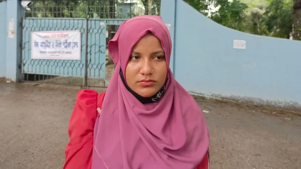 বরিশালে প্রবেশপত্রে ভুল, এইচএসসি পরীক্ষায় বসতে পারলেন না শিক্ষার্থী