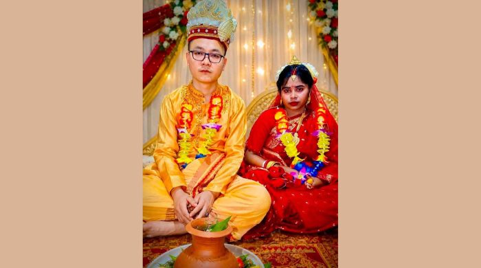 বাংলাদেশের বরিশালের তরুণীকে বিয়ে করলেন চীনা যুবক